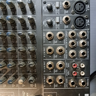 MACKIE 1202-VLZ Pro 4